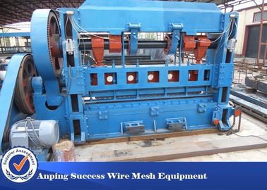La Chine Machine métallique élargie personnalisée efficace pour la production de treillis à trous carrés fournisseur